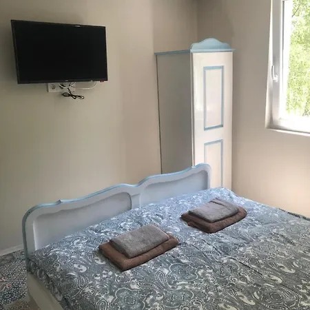 شقة Klara Apartmanhaz