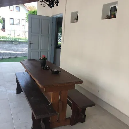 شقة Klara Apartmanhaz *
