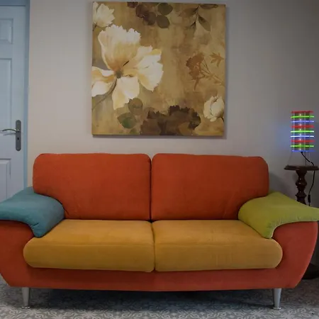 Klara Apartmanhaz * أورفو