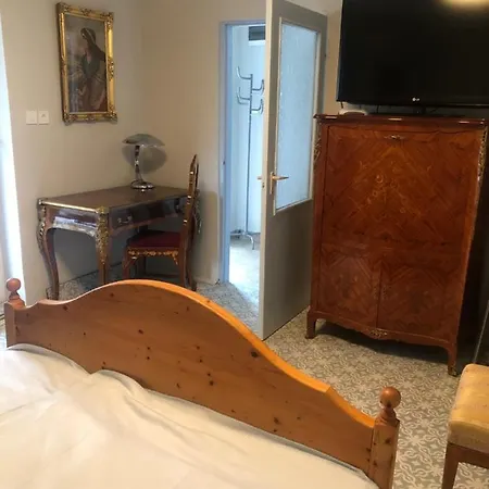 Klara Apartmanhaz * Orfu